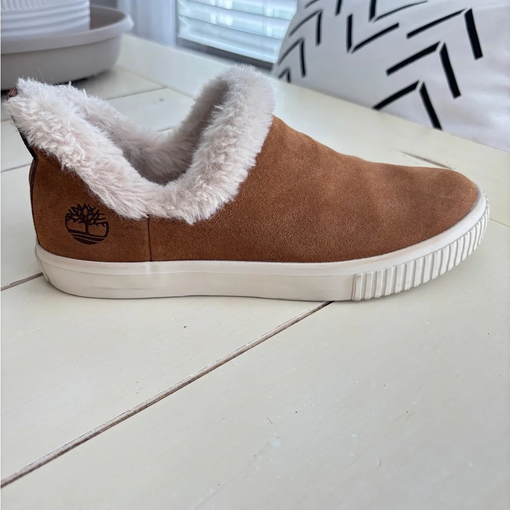Timberland Skyla Bay Slip-On Lined Shoes Women’s Size 7.5 Suede Leather